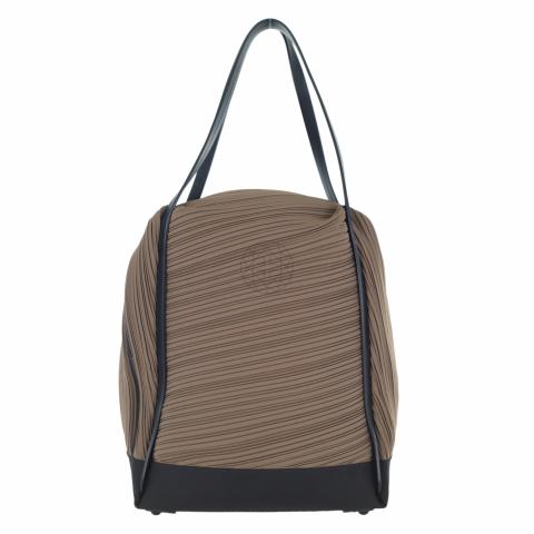 Bias clearance pleats bag